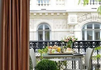 Volney Opera Paris
