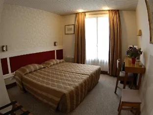 Volney Opera Szálloda 3*