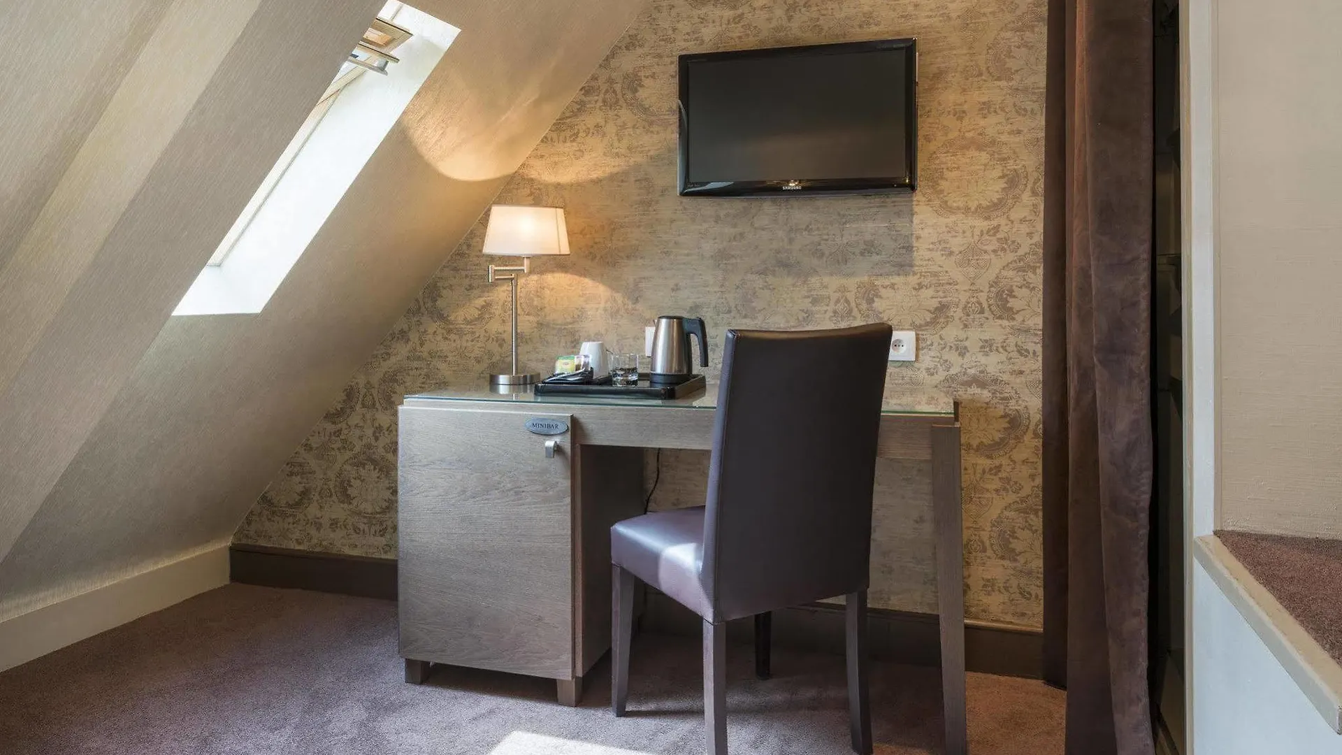 Hotel Volney Opera Paris